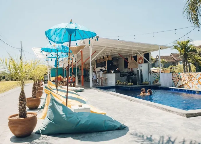 Swanky Bunk バリ島